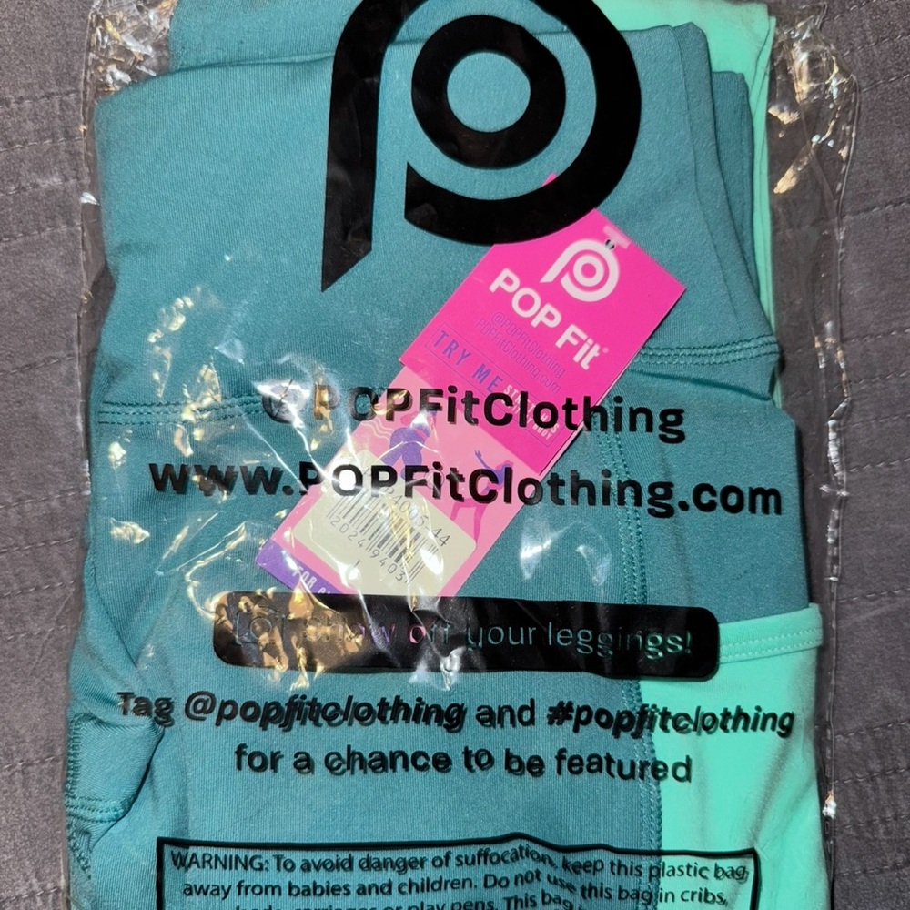 POP Fit Aqua and Mint Leggings